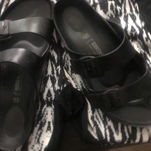 Birkenstock’s (rubber) Men’s size 11 women 12-13